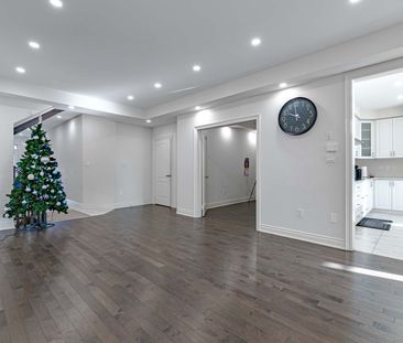 For Lease - 105 Mckean Drive, Whitchurch-Stouffville, Ontario - Photo 2