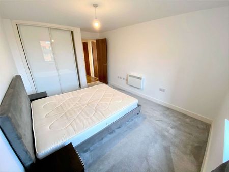 AVAILABLE 12TH MARCH! | PRIME LOCATION | ONE BEDROOM APARTMENT AT CAMDEN HOUSE | GREAT TRANSPORT LINKS - Photo 3