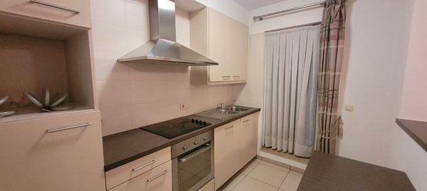 Recent, gelijkvloers appartement met 2 slaapkamers - Foto 1