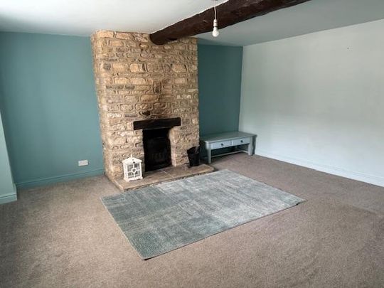 2 bedroom cottage to rent - Photo 1