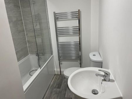 2 bedroom apartment to rent - Photo 5