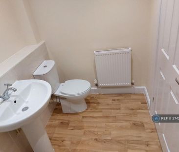 2 bedroom terraced house to rent - Photo 6