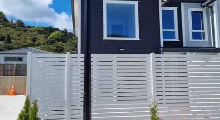 * First week rent FREE * Wainuiomata, 3 bedrooms - Photo 3