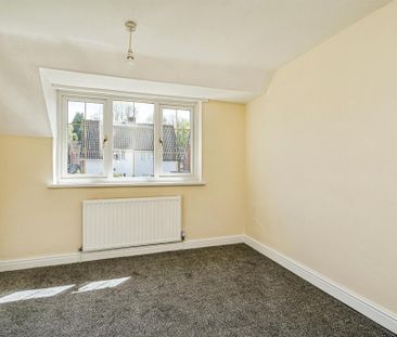 2 bedroom semi-detached house to rent - Photo 6