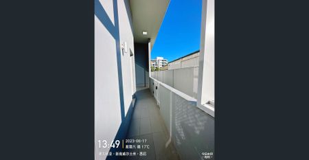 Fully Furnished-Duplex brand new 3 bedroom apartment! Good location! Ducted air conditioning! - Photo 2