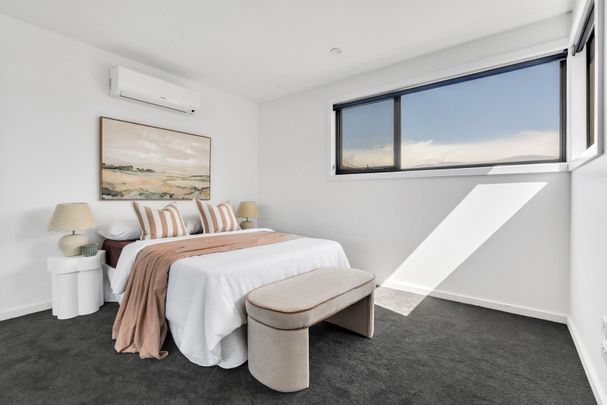 4/1 Donald Street, Brunswick VIC 3056 - Photo 1