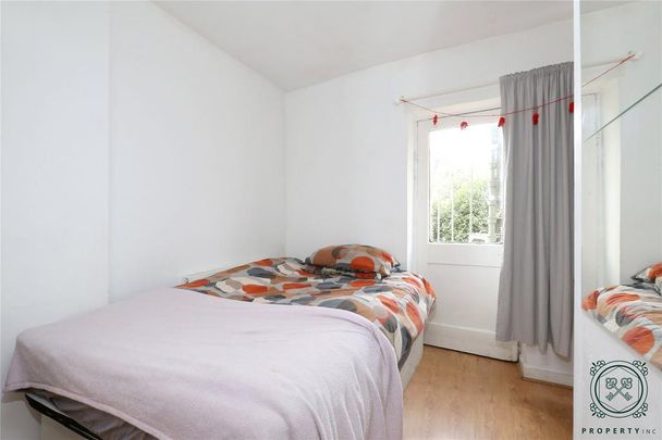 3 bedroom apartment to rent - Photo 1