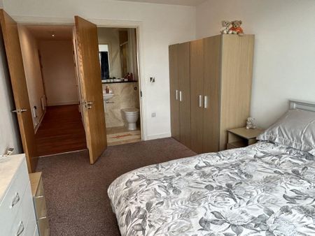 2 bedroom apartment to rent - Photo 5