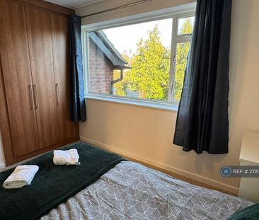 4 bedroom detached house to rent - Photo 5