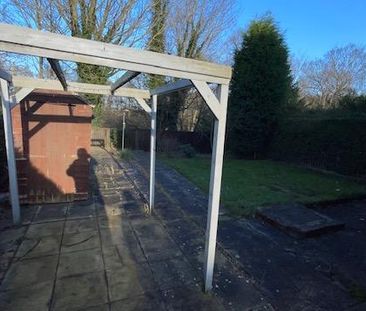 3 bedroom semi-detached house to rent - Photo 3