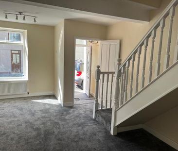 3 bedroom terraced house to rent - Photo 5
