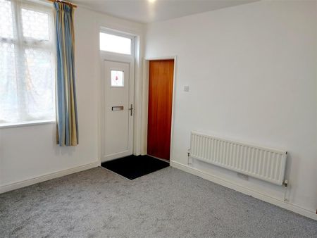 1 Bedroom Maisonette - Lower - Photo 3