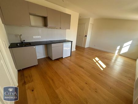 Location Appartement 1 pièce 28m² TOULON 83000 - Photo 3