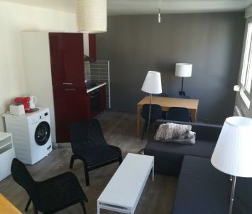 Location Appartement 3 pièces 46m² - Photo 3