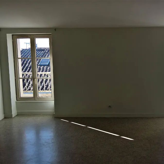 Location appartement 2 pièces - 45.43m² à Saint maixent l ecole (79400) - Photo 1