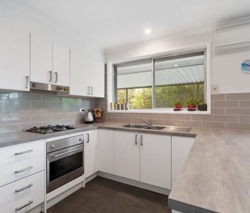 Comfort, Space & Lifestyle in South Frankston - Gardening Included - Photo 5