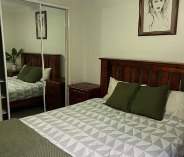 Southport - Photo 2