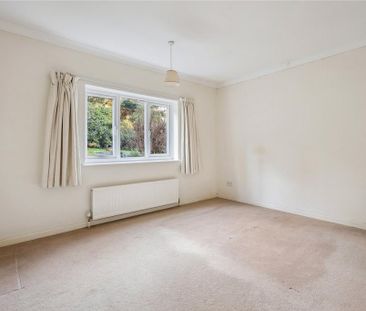 4 bedroom bungalow to rent - Photo 4