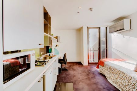 Large Studio - Photo 3