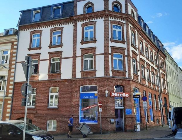 2-Zimmerwohnung im Dachgeschoss in der Paulstadt, Einbauküche, Abstellraum+Keller, 350m zum HBF - Foto 1