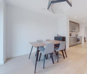 3 bedroom apartment to rent - Photo 2