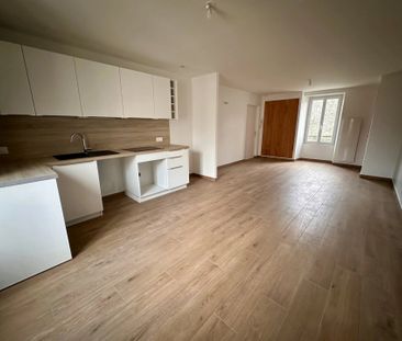 Location Appartement 3 pièces 58m² BRIE COMTE ROBERT 77170 - Photo 3