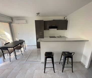 Location Appartement 1 pièce 32m² MARSEILLE 8ème - Photo 5