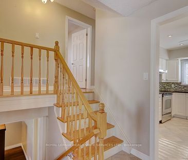 Detached Home For Lease | W8070224 - Photo 3