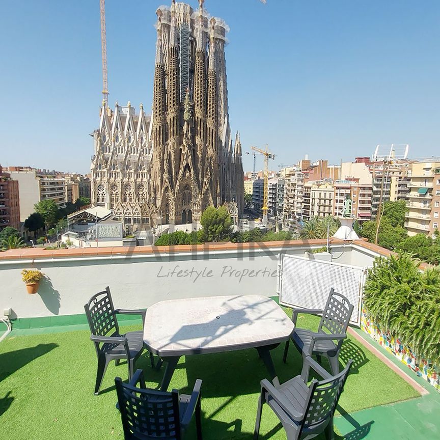 Espectacular piso amueblado frente la Sagrada Família en alquiler temporal, Barcelona - Photo 1