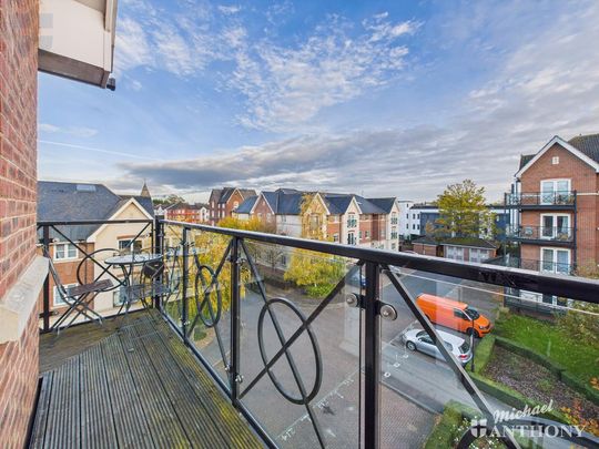 2 bedroom flat to rent - Photo 1