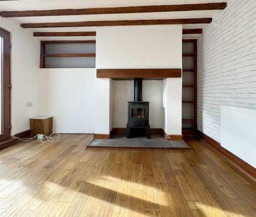 2 bedroom terraced house to rent - Photo 3