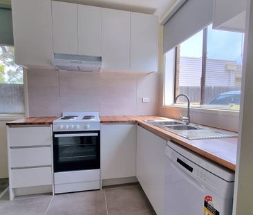 5/31 Ridley Street, Albion, Vic 3020 - Photo 6