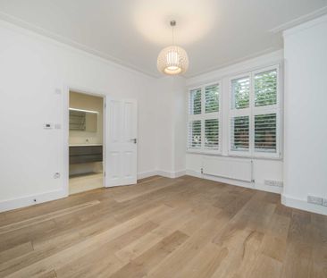 Ivy Crescent, Chiswick, W4, London - Photo 3