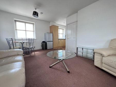 2 bedroom flat to rent - Photo 5