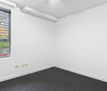 South Brisbane Beauty! - Photo 5