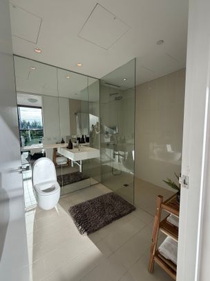 Chippendale - Photo 1