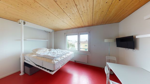 Un studio meublé - Bon TL CHF 300.00 offert ! - Photo 1