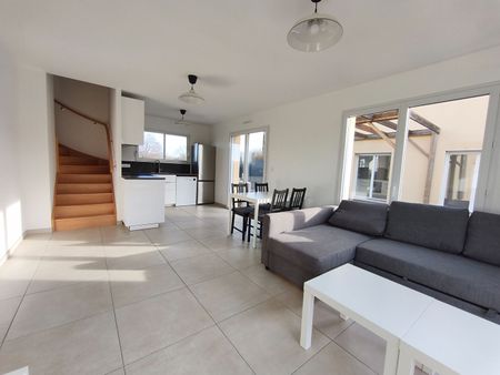 Location Maison 5 pièces 89m² - Photo 2