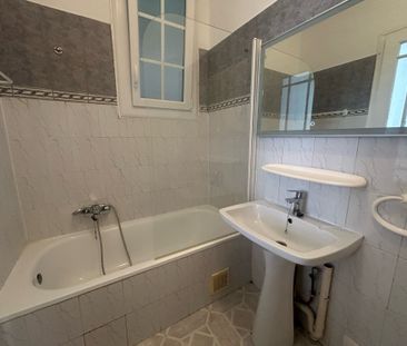 Location Appartement 2 pièces 38m² NARBONNE 11100 - Photo 3