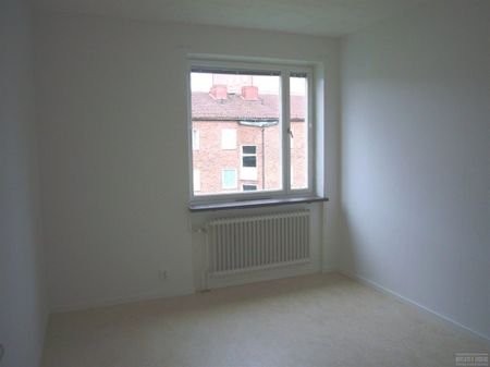 Alvestagatan 28 b - Photo 2