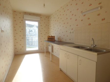 Location Appartement 3 pièces 69m² - Photo 4