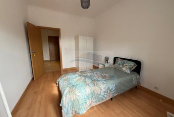 Apartamento T5 em Lisboa