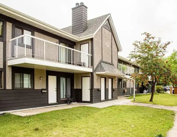 Polo Club Apartments | 812 Allegheny Drive, Winnipeg - Photo 1