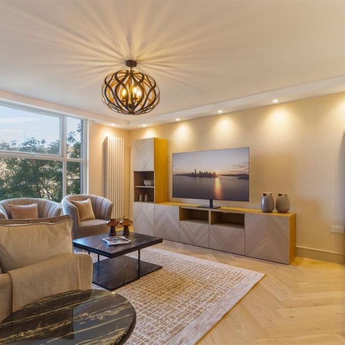 3 bedroom apartment to rent - Photo 1