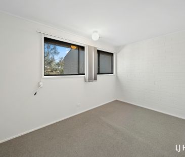 11 Dodgshun Court, Belconnen ACT - Photo 6