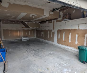 For Lease - 24 Hodgins Avenue, Georgina, Ontario - Photo 1