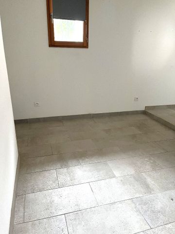 Location Appartement 2 pièces 33m² - Photo 4