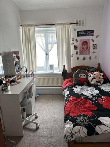 West End, Street, BA16 - Photo 3