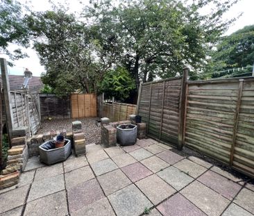 2 bedroom Terraced for rent - Photo 4