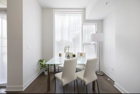 1288 Rue St-Antoine O., apt. TH2 - Photo 4